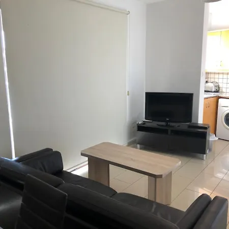 11e Oroklini Sea View 1 Bed Apartamento Troulli