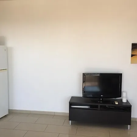 11e Oroklini Sea View 1 Bed