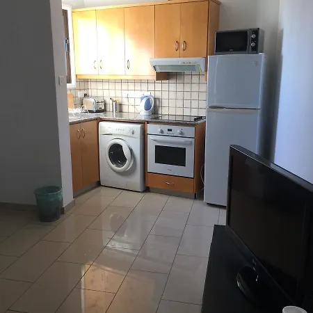 11e Oroklini Sea View 1 Bed *