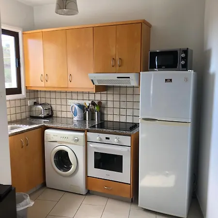 11e Oroklini Sea View 1 Bed Apartamento Troulli